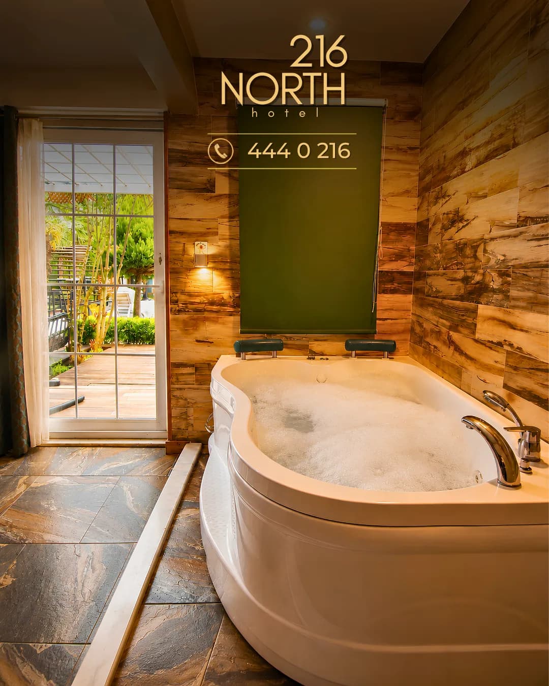 216 North Hotel Deluxe Oda iç mekânı